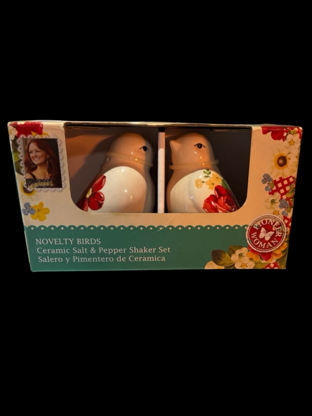 Pioneer Woman Retired Novelty Birds Ceramic Salt & Pepper Shaker Set NIB.